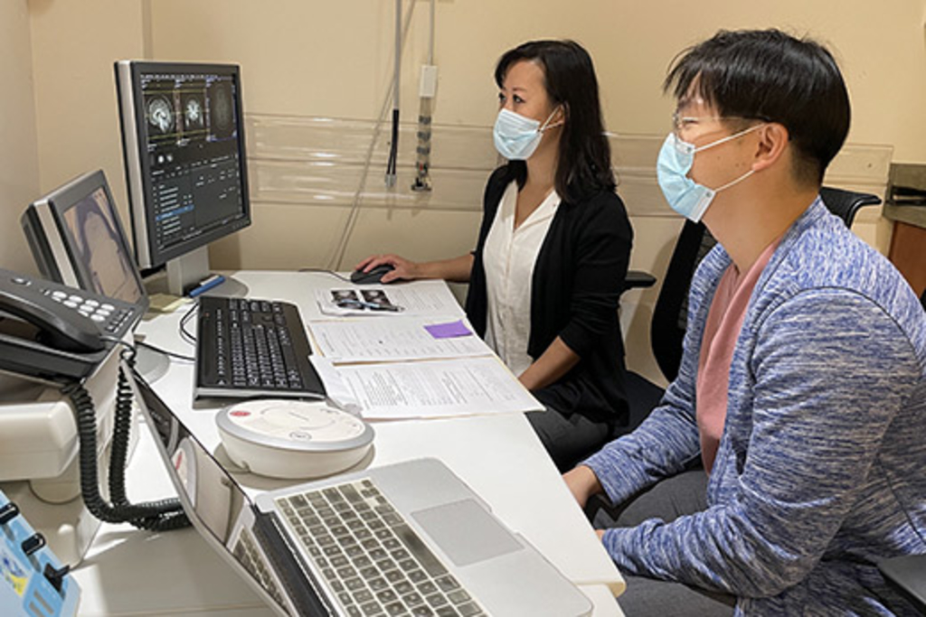Researcher focused on imaging metabolism receives NIH New Innovator Award