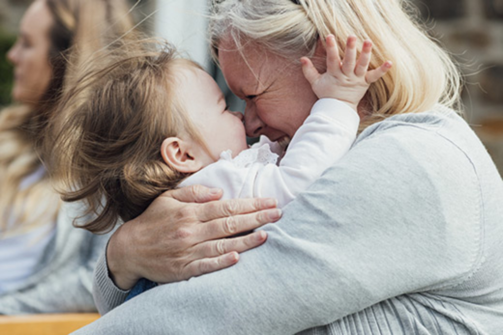 How grandmothers' brains react to the sight of their grandchildren