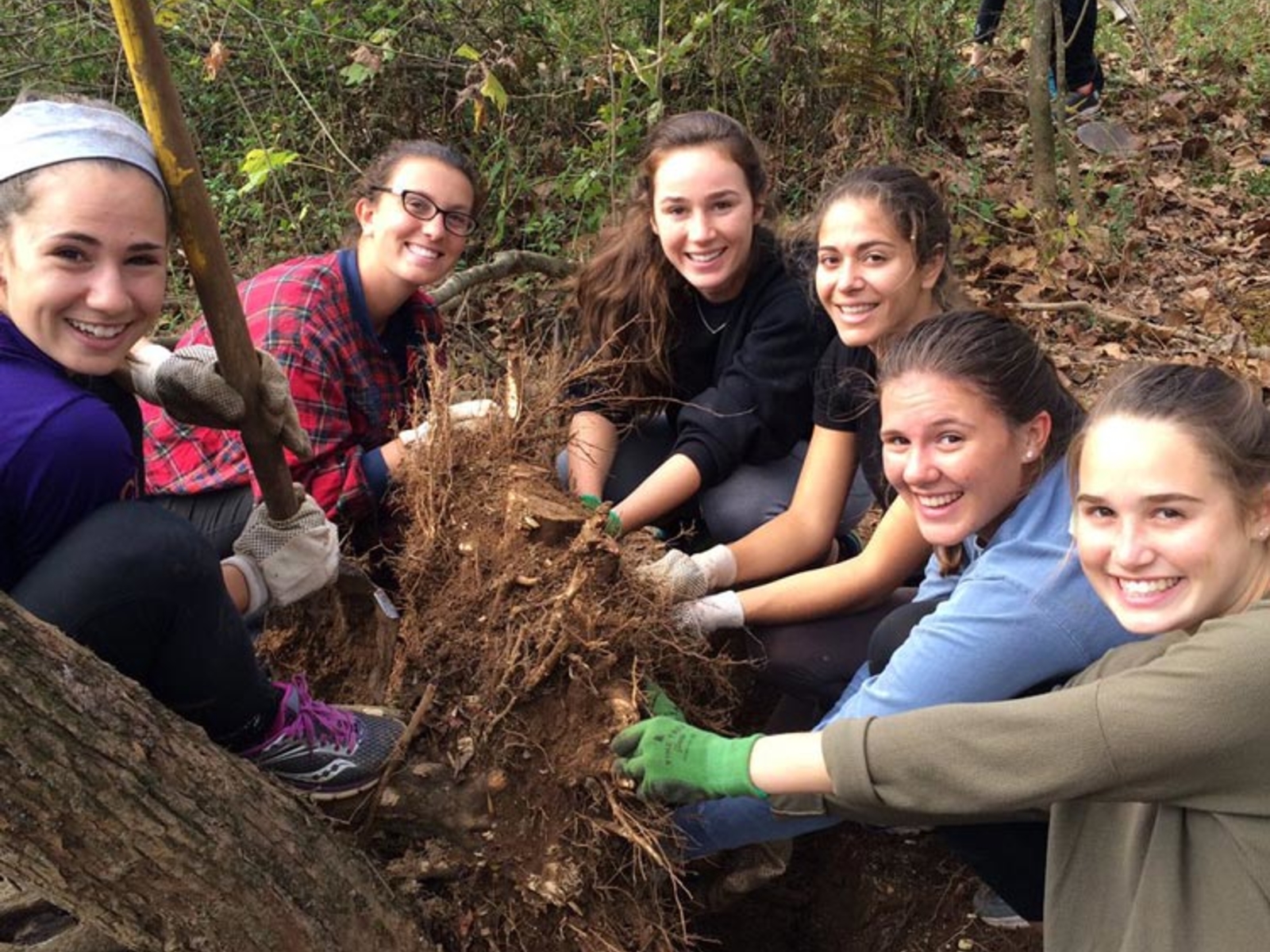 Emory Cares | Emory Advancement & Alumni Engagement